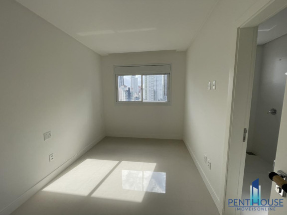 Imagem Apartamento com 3 Quartos à Venda, 120 m² em Centro - Balneário Camboriú