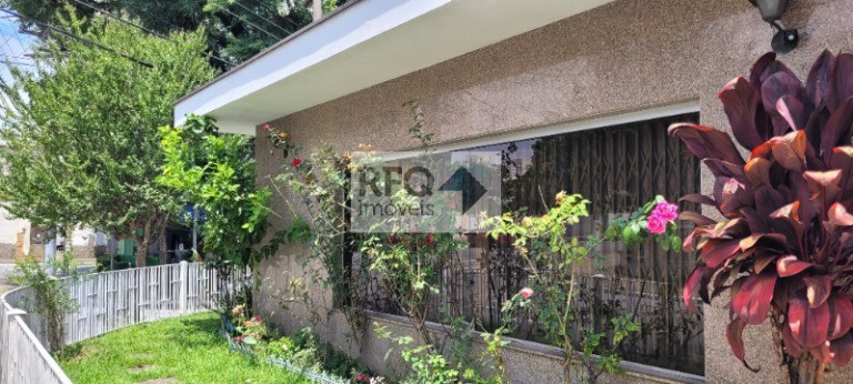 Imagem Casa com 3 Quartos à Venda, 390 m² em Bosque Da Saúde - São Paulo