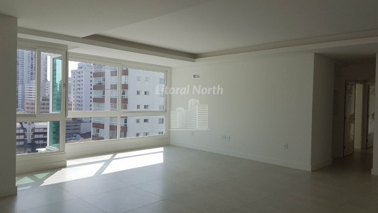 Imagem Apartamento com 3 Quartos à Venda, 137 m² em Centro - Balneário Camboriú Imagem Apartamento com 3 Quartos à Venda, 137 m² em Centro - Balneário Camboriú