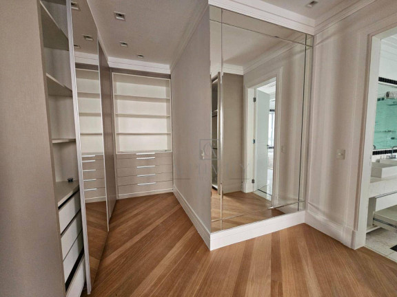 Imagem Casa com 6 Quartos à Venda, 1.800 m² em Tamboré - Santana De Parnaíba Imagem Casa com 6 Quartos à Venda, 1.800 m² em Tamboré - Santana De Parnaíba