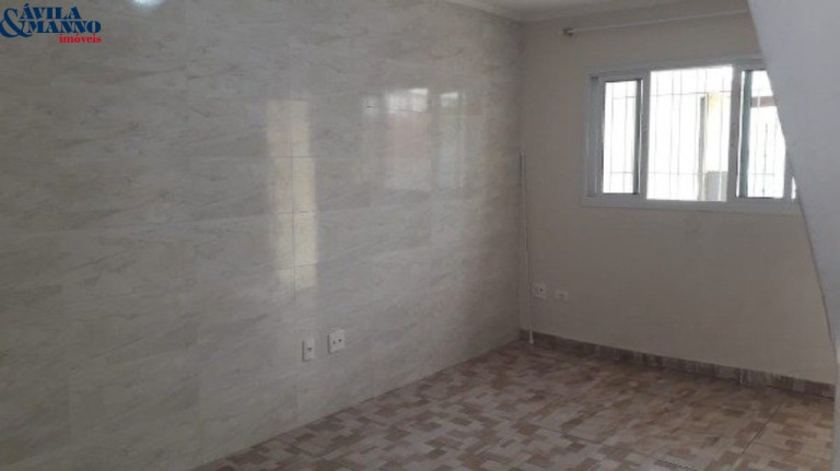 Sobrado com 2 Quartos à Venda,  em Vila Prudente - São Paulo