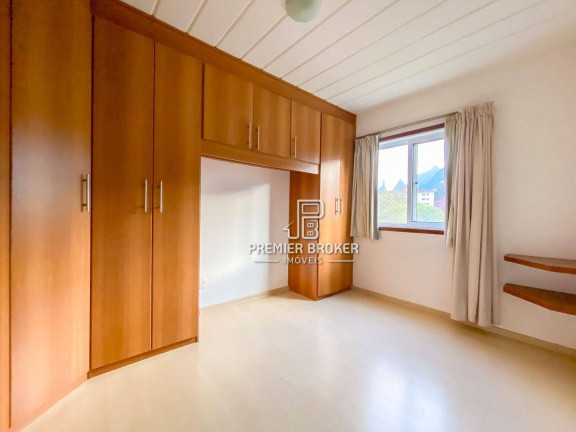 Imagem Apartamento com 2 Quartos à Venda, 62 m² em Nossa Senhora De Fátima - Teresópolis Imagem Apartamento com 2 Quartos à Venda, 62 m² em Nossa Senhora De Fátima - Teresópolis
