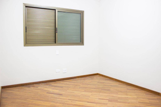 Imagem Apartamento com 3 Quartos à Venda, 247 m² em Vila Suzana - São Paulo