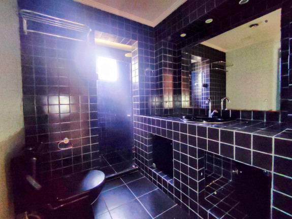 Imagem Apartamento com 5 Quartos à Venda, 330 m² em Camaçari