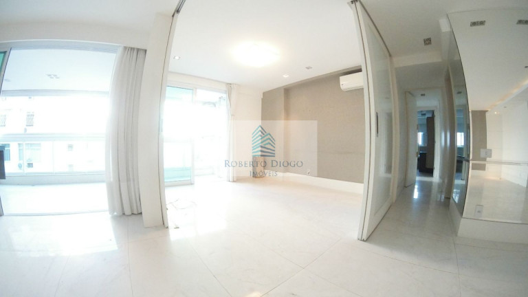 Imagem Imóvel com 4 Quartos à Venda, 158 m² em Icaraí - Niterói Imagem Imóvel com 4 Quartos à Venda, 158 m² em Icaraí - Niterói