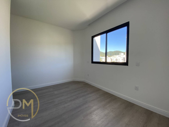 Imagem Casa com 3 Quartos à Venda, 120 m² em Rio Pequeno - Camboriú Imagem Casa com 3 Quartos à Venda, 120 m² em Rio Pequeno - Camboriú