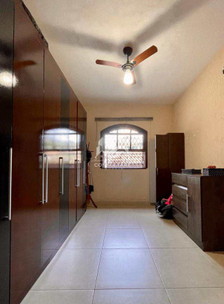 Imagem Casa com 3 Quartos à Venda, 126 m² em Marapé - Santos