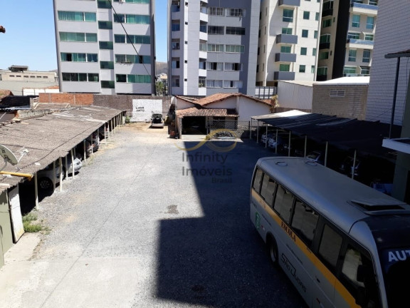 Imagem Imóvel com 4 Quartos à Venda, 1.700 m² em Centro - Sete Lagoas Imagem Imóvel com 4 Quartos à Venda, 1.700 m² em Centro - Sete Lagoas