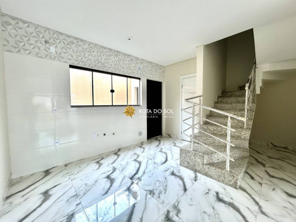 Imagem Sobrado com 2 Quartos à Venda, 82 m² em Bombas - Bombinhas