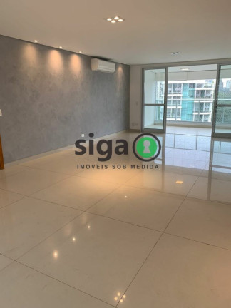 Apartamento com 4 Quartos à Venda, 213 m² em Panamby - São Paulo
