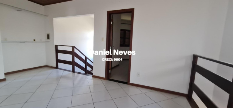 Imagem Casa de Condomínio com 5 Quartos à Venda, 193 m² em Buraquinho - Lauro De Freitas