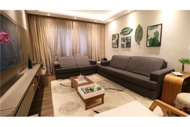 Imagem Casa com 3 Quartos à Venda, em Chácara Santo Antônio (zona Sul) - São Paulo Imagem Casa com 3 Quartos à Venda, em Chácara Santo Antônio (zona Sul) - São Paulo