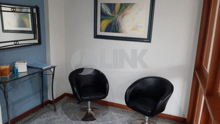 Imagem Apartamento com 2 Quartos à Venda, 60 m² em Passo Da Areia - Porto Alegre