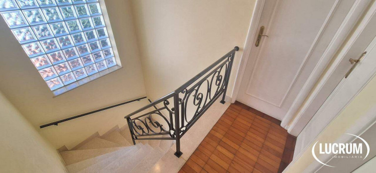 Imagem Casa com 3 Quartos para Alugar, 300 m² em Laranjeiras - Rio De Janeiro Imagem Casa com 3 Quartos para Alugar, 300 m² em Laranjeiras - Rio De Janeiro