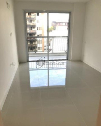 Imagem Imóvel com 2 Quartos à Venda, 81 m² em Icaraí - Niterói Imagem Imóvel com 2 Quartos à Venda, 81 m² em Icaraí - Niterói
