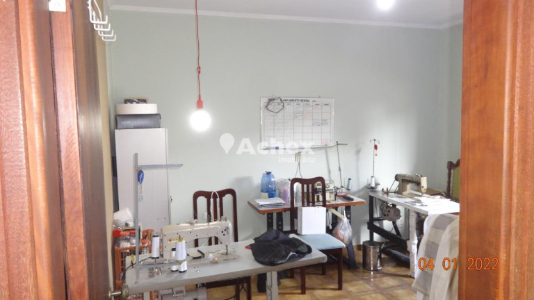 Imagem Casa com 3 Quartos à Venda, 230 m² em Jardim Santa Genebra - Campinas Imagem Casa com 3 Quartos à Venda, 230 m² em Jardim Santa Genebra - Campinas