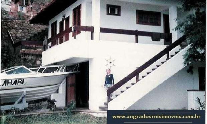 Imagem Sobrado com 6 Quartos à Venda,  em Ponta Do Sapê (cunhambebe) - Angra Dos Reis