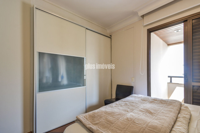 Imagem Apartamento com 4 Quartos à Venda, 227 m² em Moema - São Paulo Imagem Apartamento com 4 Quartos à Venda, 227 m² em Moema - São Paulo