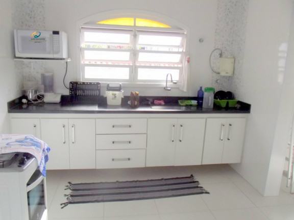 Imagem Casa com 4 Quartos para Alugar ou Temporada,  em Enseada - Guarujá