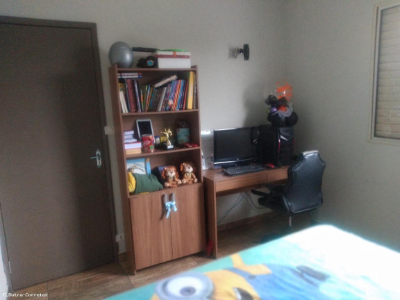 Imagem Sobrado com 3 Quartos à Venda, 212 m² em Vila Noêmia - Mauá