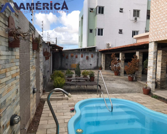 Imagem Casa com 4 Quartos à Venda, 600 m² em Cristo Redentor - João Pessoa