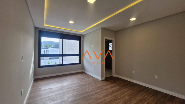 Imagem Casa com 3 Quartos à Venda, 214 m² em Ingleses - Florianópolis Imagem Casa com 3 Quartos à Venda, 214 m² em Ingleses - Florianópolis