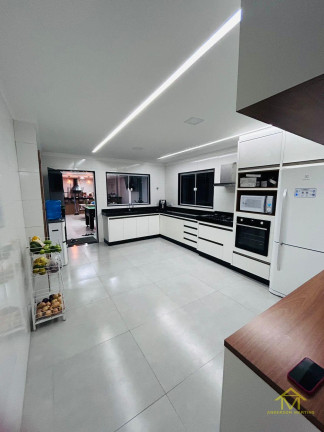 Imagem Casa com 4 Quartos à Venda, 700 m² em Santa Mônica - Guarapari