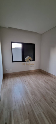 Imagem Casa com 3 Quartos à Venda, 301 m² em São Carlos