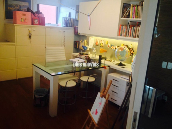 Imagem Apartamento com 2 Quartos à Venda, 135 m² em Pinheiros - São Paulo Imagem Apartamento com 2 Quartos à Venda, 135 m² em Pinheiros - São Paulo