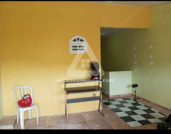 Imagem Casa com 2 Quartos à Venda, 110 m² em Cajueiro - Cabo Frio