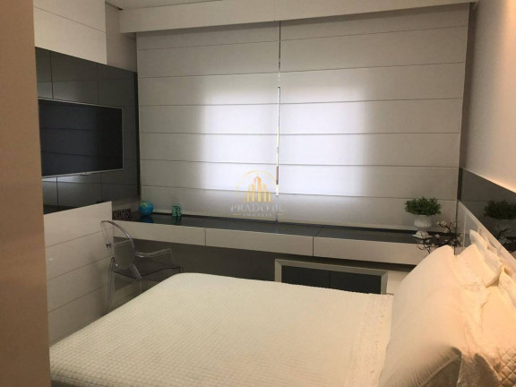Imagem Apartamento com 3 Quartos à Venda, 132 m² em Centro - Balneário Camboriú Imagem Apartamento com 3 Quartos à Venda, 132 m² em Centro - Balneário Camboriú