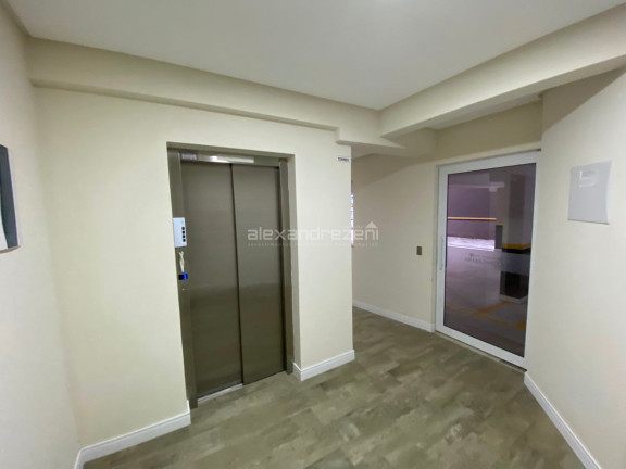 Imagem Apartamento com 3 Quartos à Venda, 80 m² em Bombas - Bombinhas
