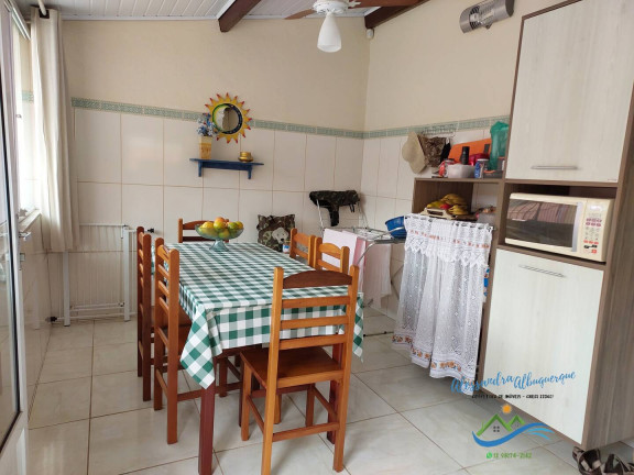 Imagem Casa com 2 Quartos à Venda, 166 m² em Jd Regina - Itanhaém