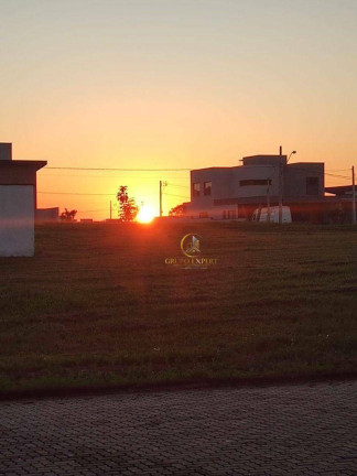 Imagem Casa com 3 Quartos à Venda, 285 m² em Aldeias Da Serra - Caçapava