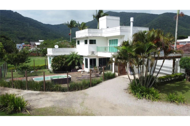 Imagem Imóvel à Venda, em Ribeirão Da Ilha - Florianópolis Imagem Imóvel à Venda, em Ribeirão Da Ilha - Florianópolis