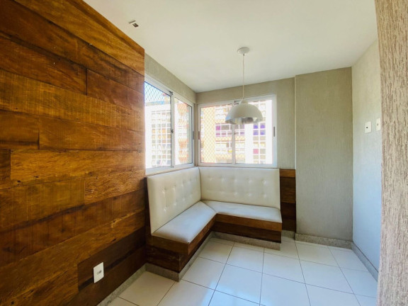 Imagem Imóvel com 3 Quartos à Venda, 180 m² em Várzea - Teresópolis Imagem Imóvel com 3 Quartos à Venda, 180 m² em Várzea - Teresópolis