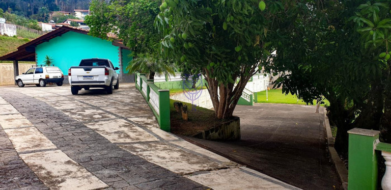 Imagem Imóvel com 4 Quartos à Venda, 8.000 m² em Centro - Serra Negra