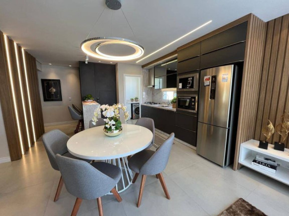 Imagem Apartamento com 2 Quartos à Venda, 76 m² em Centro - Tramandaí