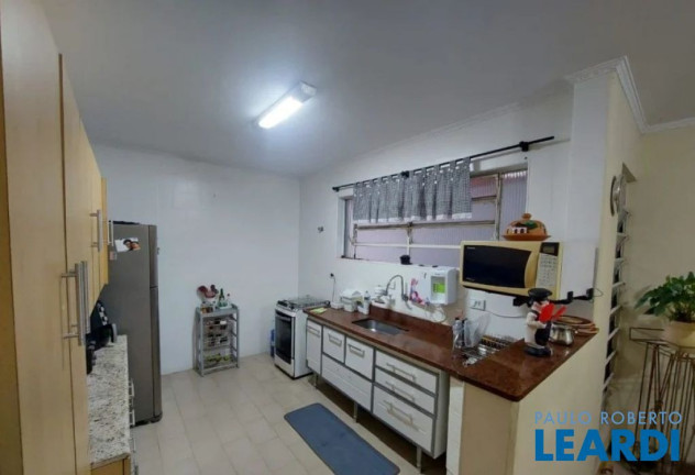 Imagem Sobrado com 3 Quartos à Venda, 200 m² em Vila Floresta - Santo André Imagem Sobrado com 3 Quartos à Venda, 200 m² em Vila Floresta - Santo André