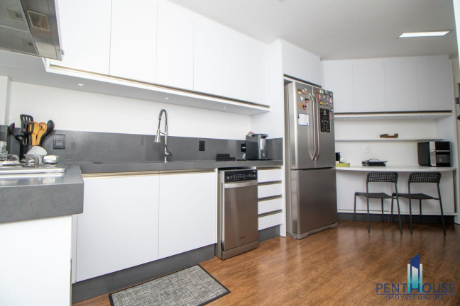 Imagem Apartamento com 3 Quartos à Venda, 175 m² em Centro - Balneário Camboriú Imagem Apartamento com 3 Quartos à Venda, 175 m² em Centro - Balneário Camboriú