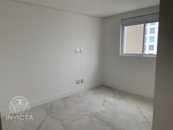 Imagem Apartamento com 4 Quartos à Venda, 167 m² em Centro - Balneário Camboriú Imagem Apartamento com 4 Quartos à Venda, 167 m² em Centro - Balneário Camboriú