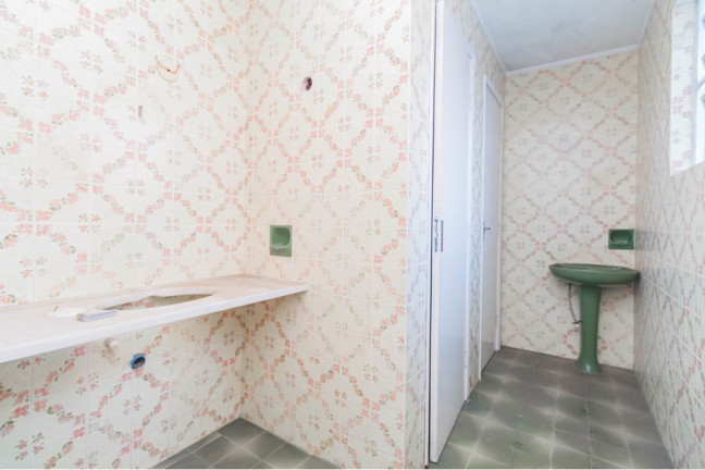 Imagem Casa com 6 Quartos à Venda, 190 m² em Santana - Porto Alegre