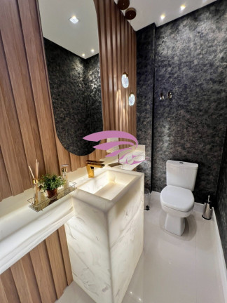 Imagem Imóvel com 3 Quartos à Venda, 159 m² em Meia Praia - Itapema