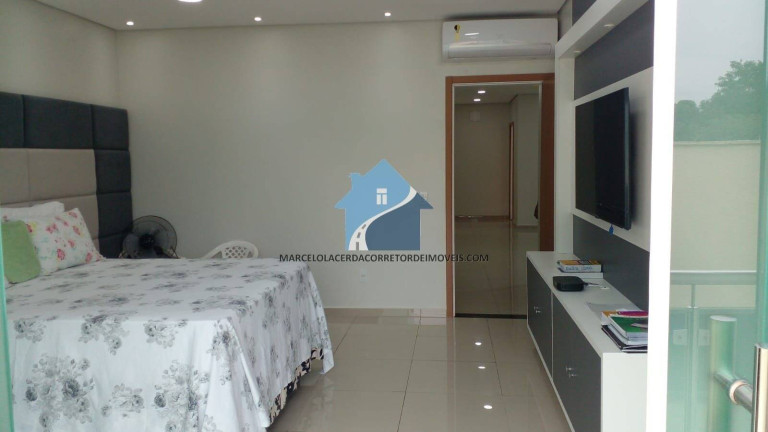 Imagem Casa com 6 Quartos à Venda, 300 m² em Adrianópolis - Manaus