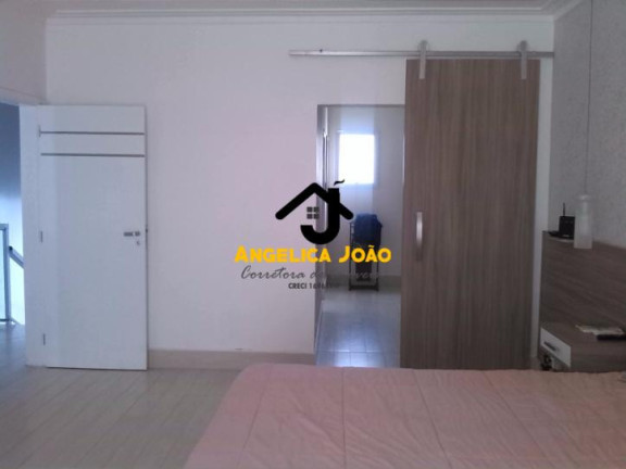 Imagem Sobrado com 3 Quartos à Venda, 250 m² em Jardim Virgínia Ii - Guarujá Imagem Sobrado com 3 Quartos à Venda, 250 m² em Jardim Virgínia Ii - Guarujá