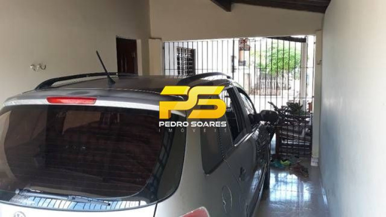 Imagem Casa com 3 Quartos à Venda, 300 m² em Pedro Gondim - João Pessoa Imagem Casa com 3 Quartos à Venda, 300 m² em Pedro Gondim - João Pessoa
