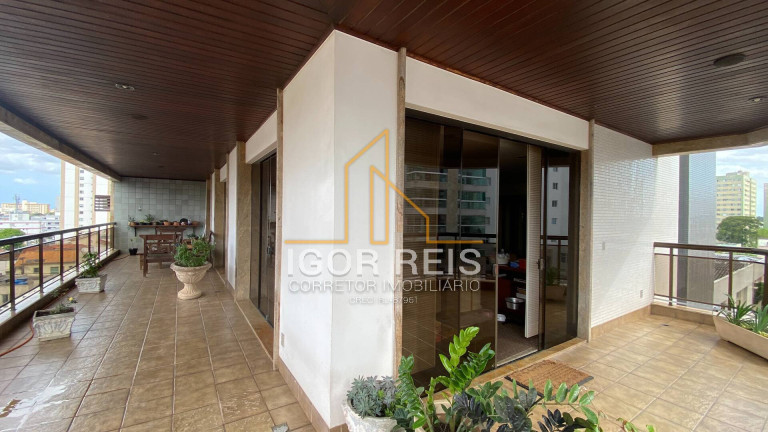 Imagem Apartamento com 4 Quartos à Venda, 400 m² em Centro - Campos Dos Goytacazes