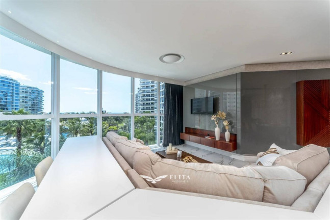 Imagem Apartamento com 3 Quartos à Venda, 166 m² em Praia Brava - Itajaí