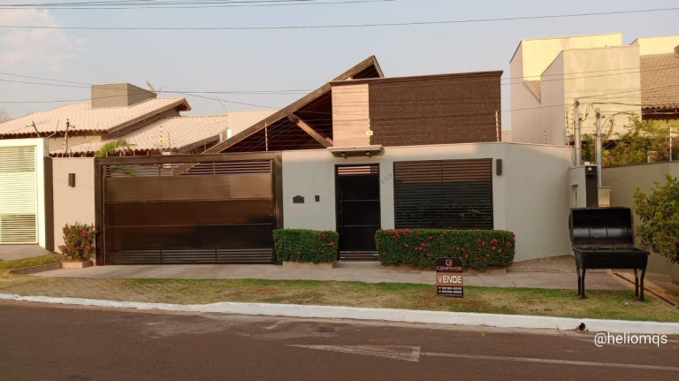 Casa com 3 Quartos à Venda, 244 m² em Vila Morumbi - Campo Grande