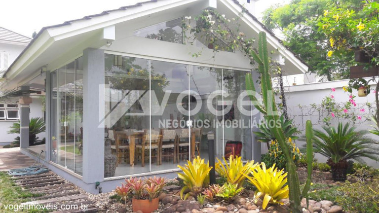 Imagem Casa com 4 Quartos à Venda, 1.300 m² em Parque Amador - Esteio